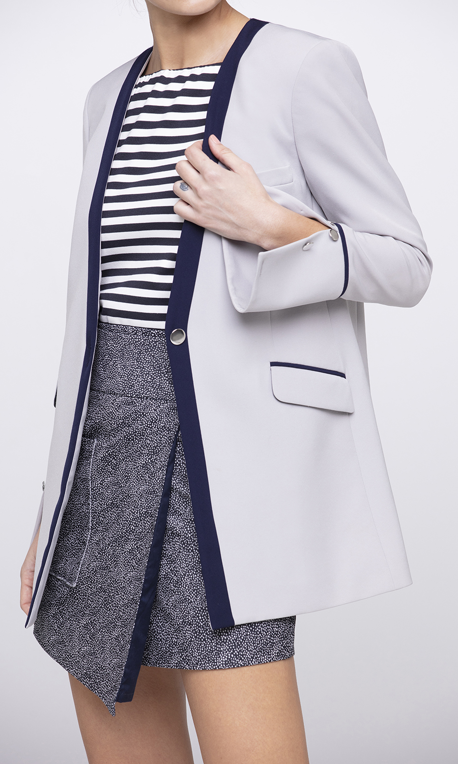 lapelless blazer with contrast piping
