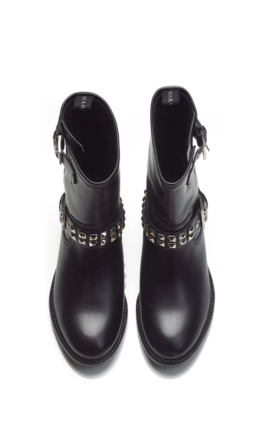 black jodhpur boots