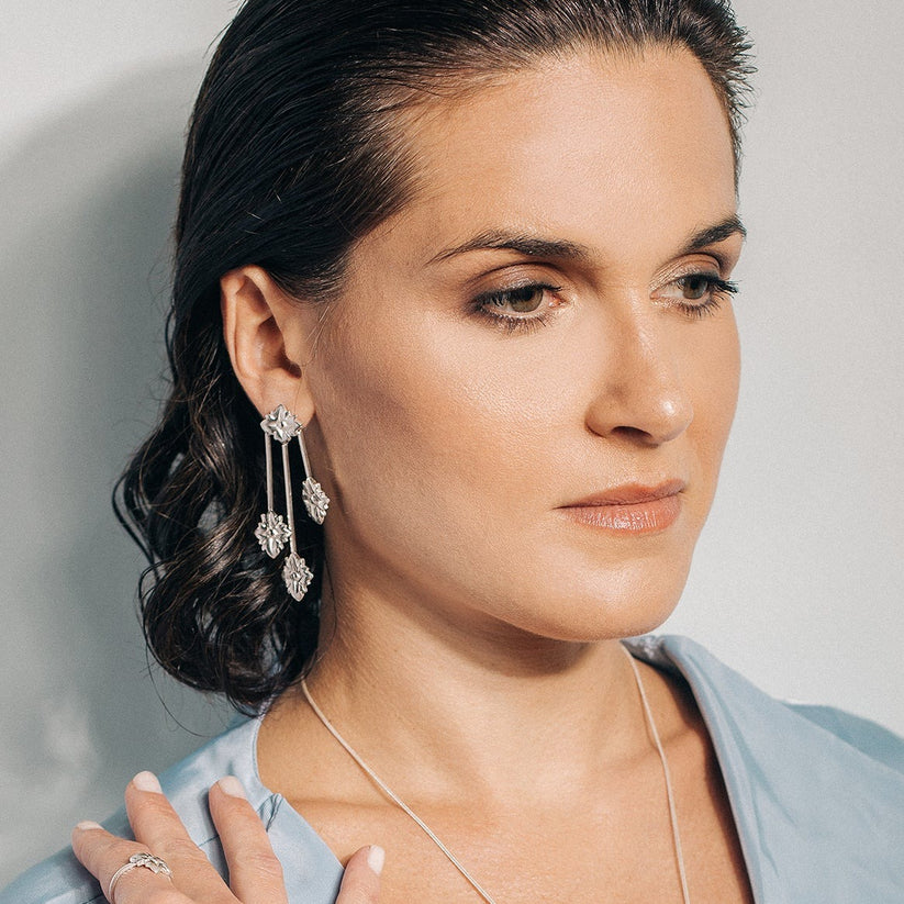 Four Flowers Dangling Earrings