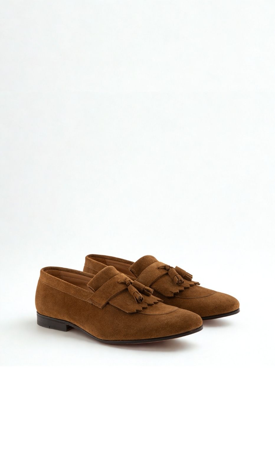 Pointed Loafer with Tassel 
