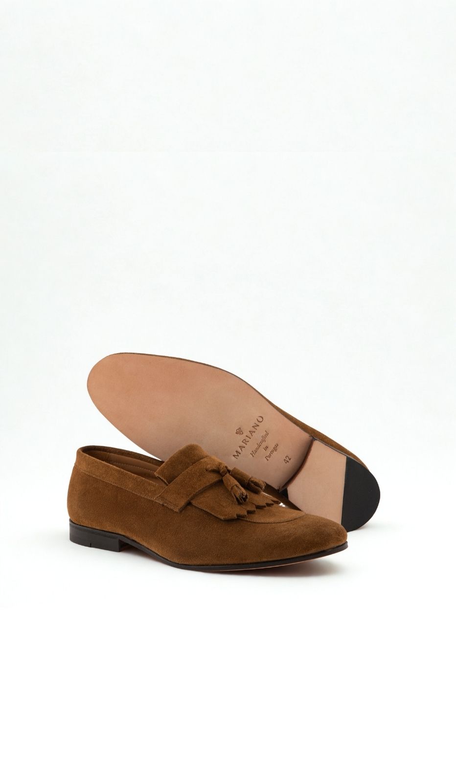 Pointed Loafer with Tassel 