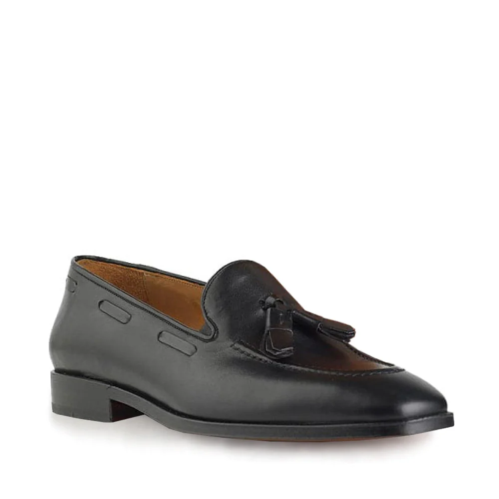 Classic Leather Loafer with Tassel  
