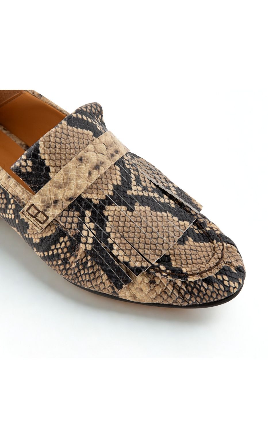 Pleated Loafer With Fringe